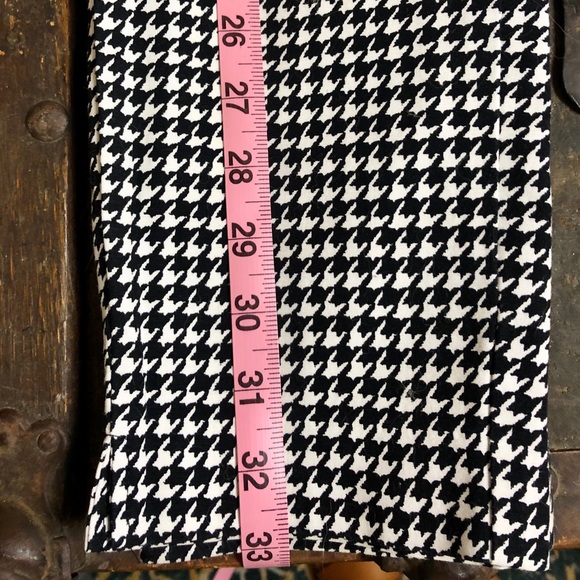 Houndstooth printed crop pants 🎱 - Picture 9 of 10